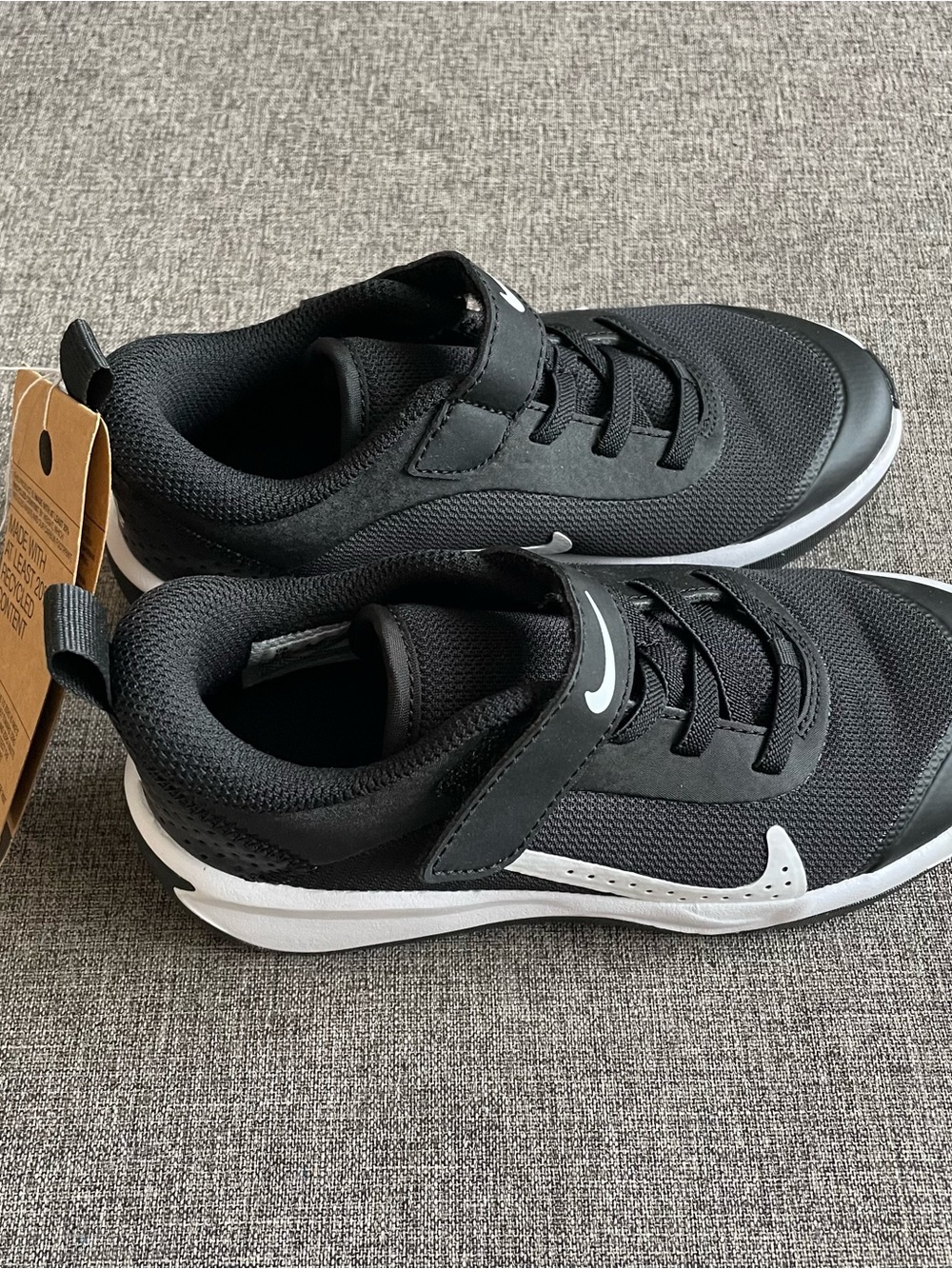 Nike Kids Omni Multi-court Black and White Sneakers